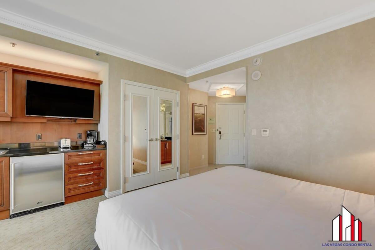 Mgm Signature-25-609 Strip View Jacuzzi Studio لاس فيغاس المظهر الخارجي الصورة